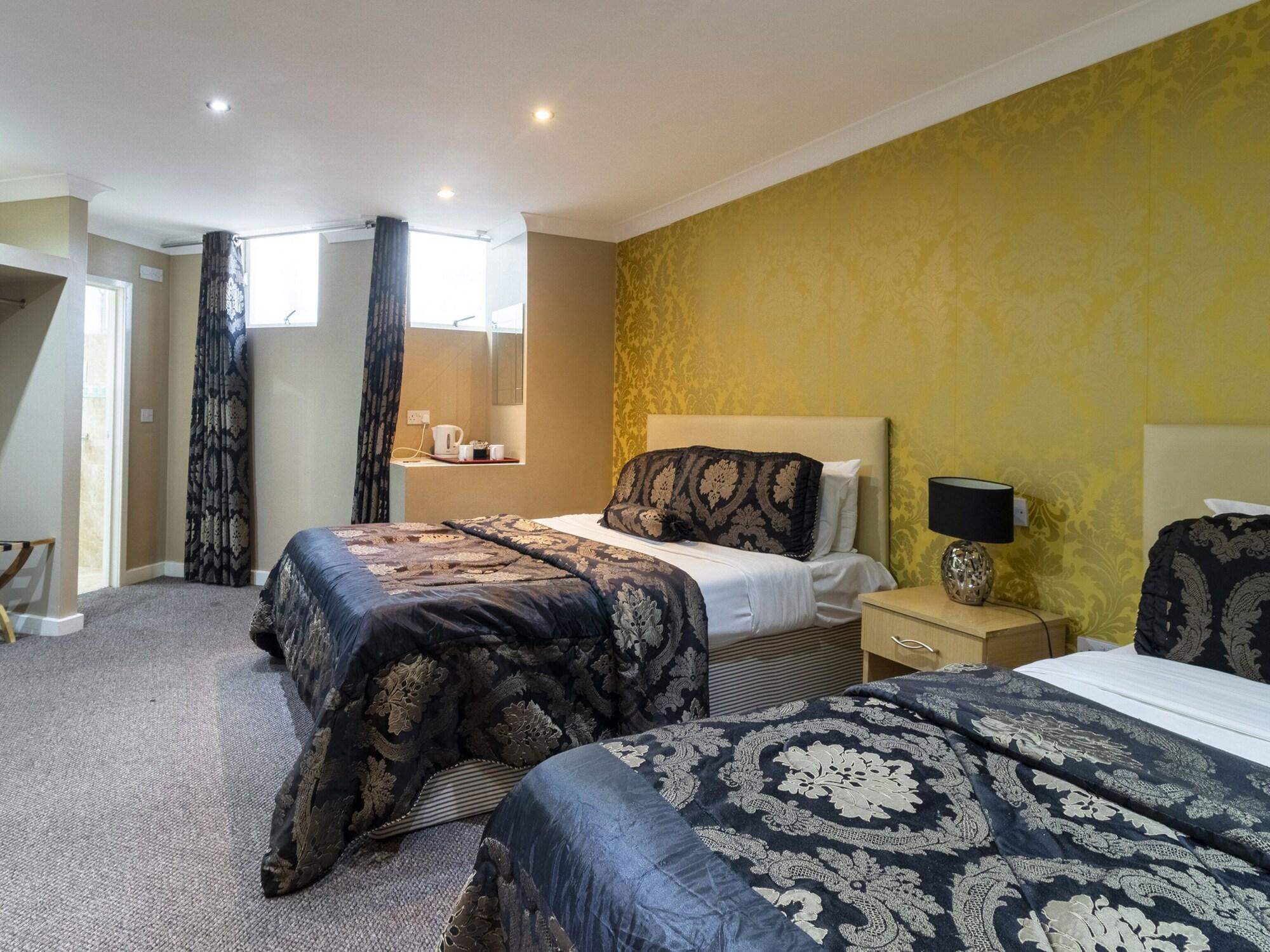 Stuart Hotel Luton  Exteriör bild