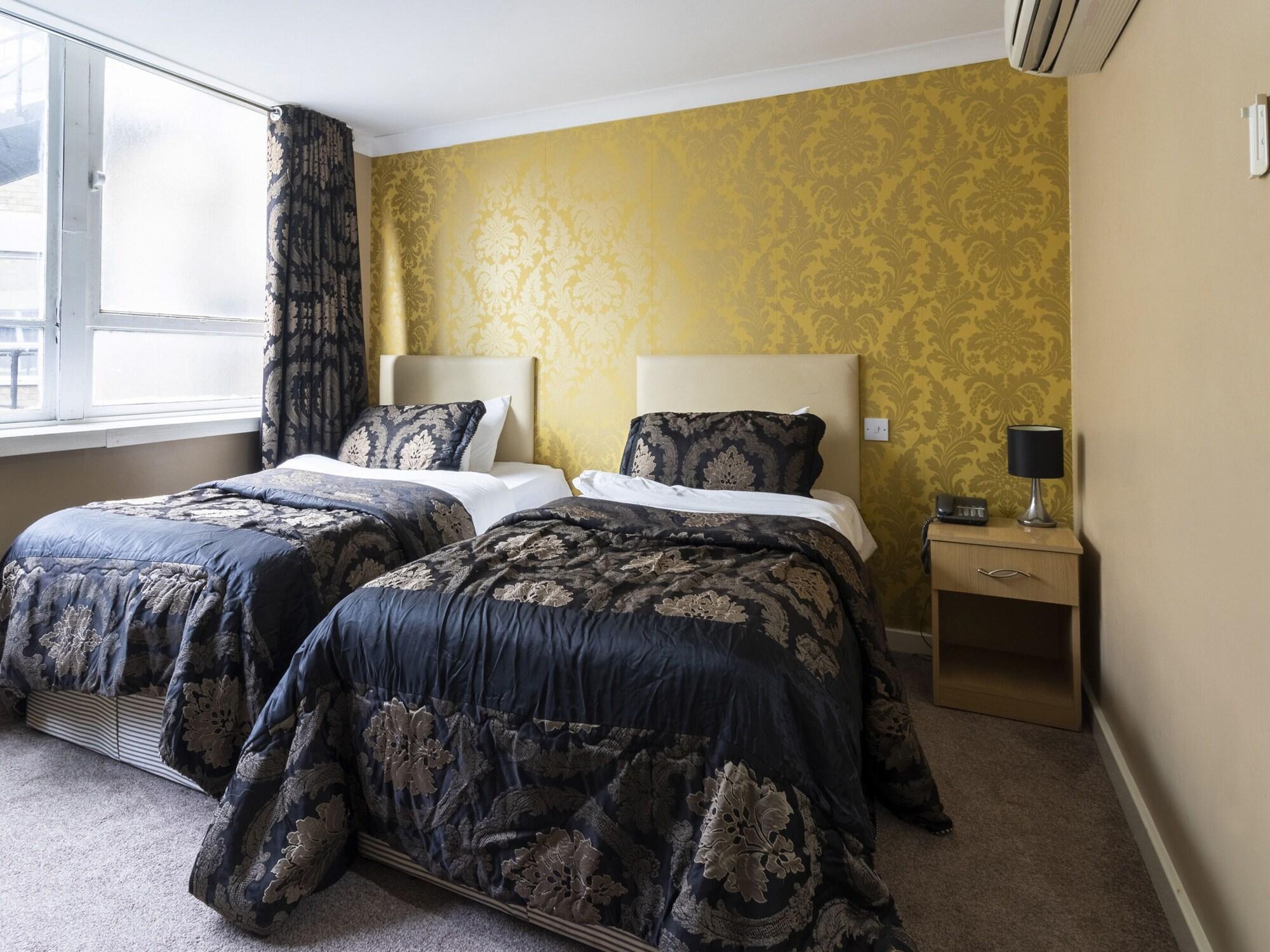 Stuart Hotel Luton  Exteriör bild
